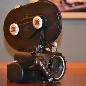 Arriflex 35-2C Motion Picture Camera | Pritzker Military Museum & Library |  Chicago